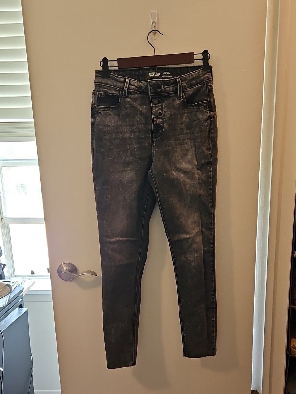 Old Navy Black Washed Skinny Jeans